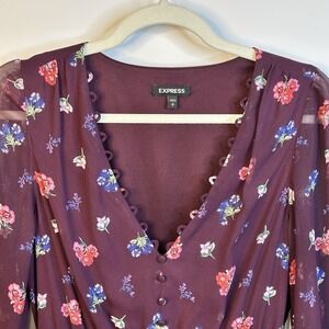 EXPRESS Women's Size Small V-Neck Floral Dress Mauve Maroon Garden Fairy